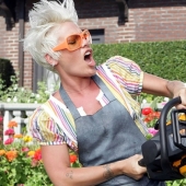 5 main roles in relationships women in love