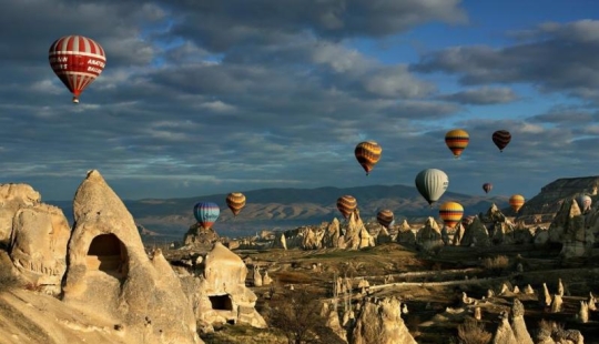 5 natural formations that look like human creations