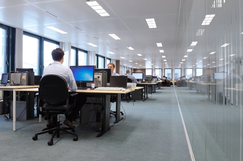 5 reasons why working in an office is evil. And it's not about boredom and routine at all 5 reasons why working in an office is evil. And it's not about boredom and routine at all