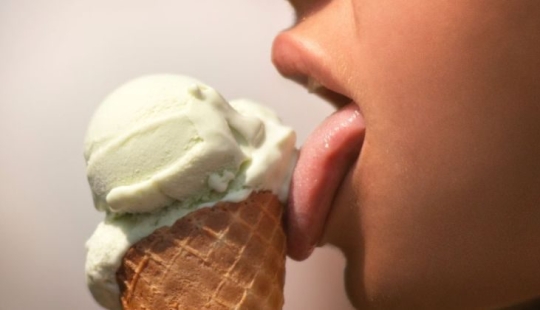 6 persistent myths about oral sex that it's time to debunk 6 persistent myths about oral sex that it's time to debunk