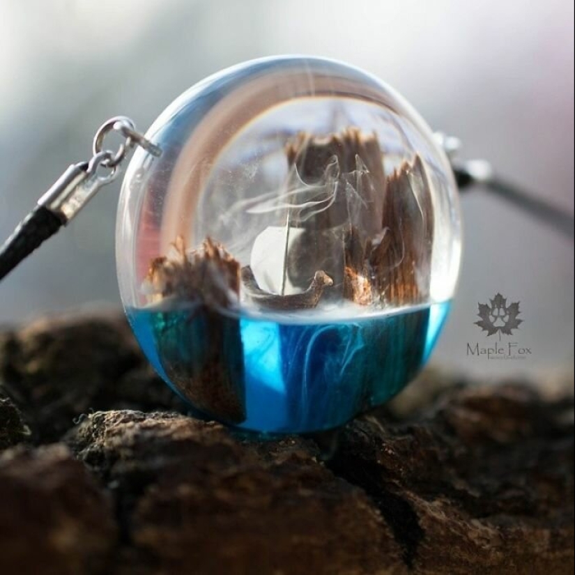 69 copyright of ornaments and decor with miniature worlds inside