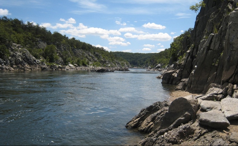 8 bodies of water that are best avoided