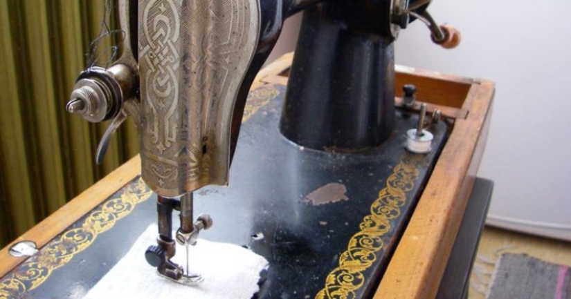A la caza de máquinas de coser, o por qué los anticuarios necesitan el "Cantante"de la abuela
