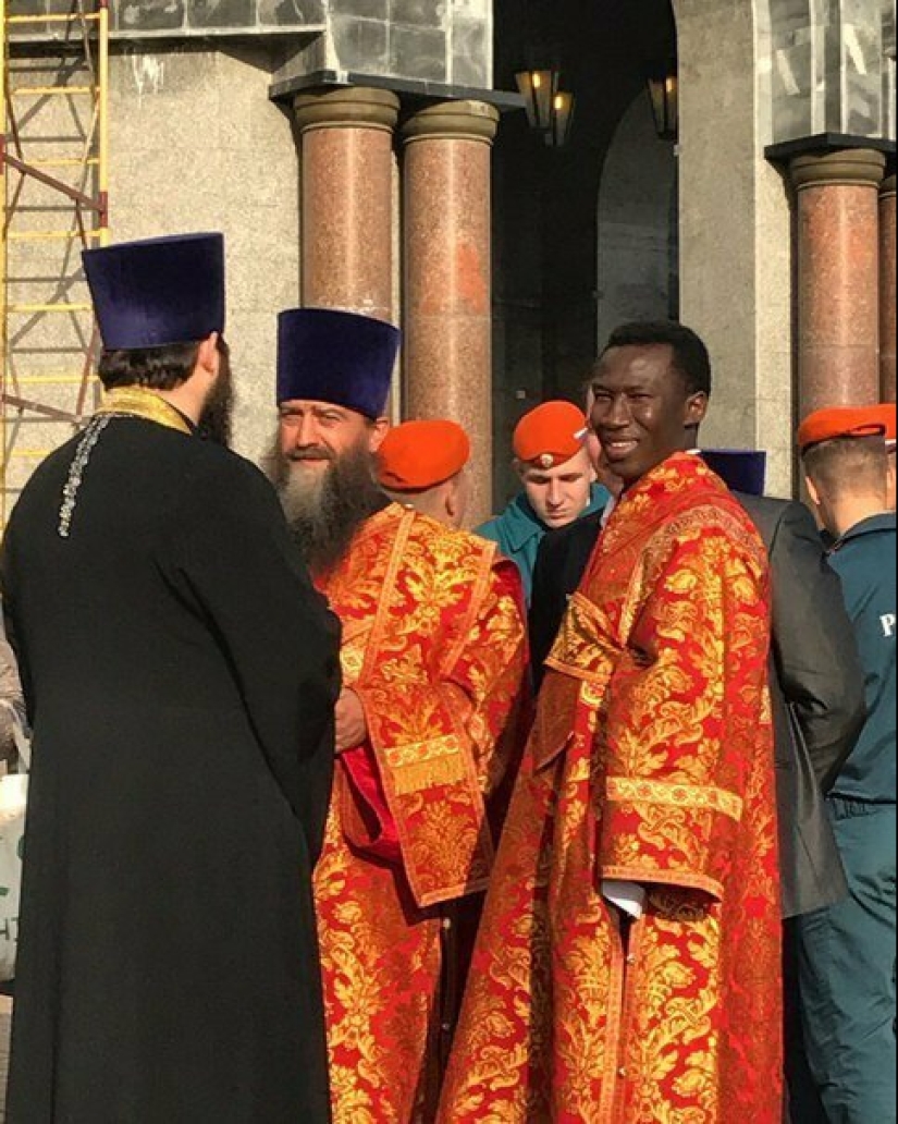 A moment of black humor, or the Simple everyday life of Africans in Russia A moment of black humor, or the Simple everyday life of Africans in Russia