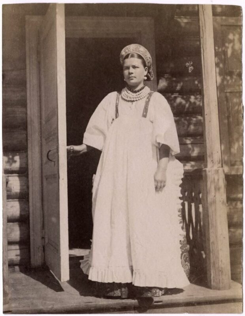 A special caste: how peasant women were selected for the role of nurses highborn children A special caste: how peasant women were selected for the role of nurses highborn children