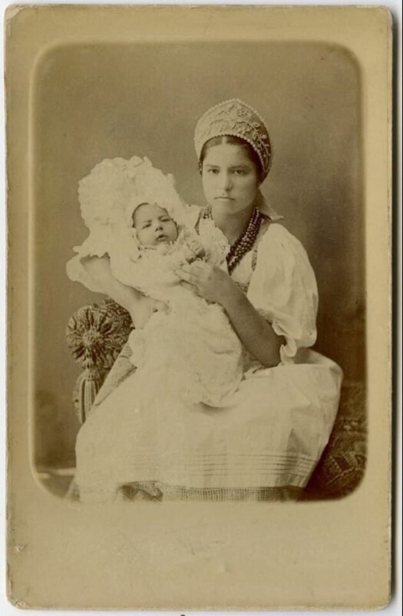 A special caste: how peasant women were selected for the role of nurses highborn children A special caste: how peasant women were selected for the role of nurses highborn children