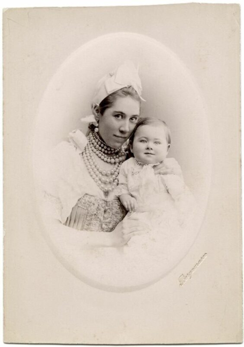 A special caste: how peasant women were selected for the role of nurses highborn children A special caste: how peasant women were selected for the role of nurses highborn children