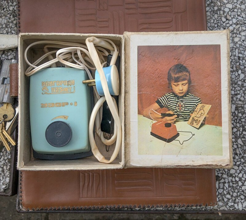 Abajo con lo nuevo, dar lo viejo! Un estadounidense recopila curiosidades nostálgicas de la era del socialismo Abajo con lo nuevo, dar lo viejo! Un estadounidense recopila curiosidades nostálgicas de la era del socialismo