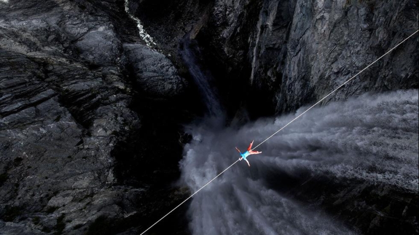 Adrenaline junkies: powerful emotions at the risk of their lives
