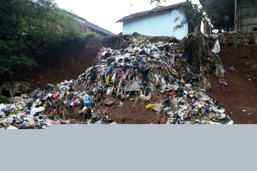 Agua muerta: cómo se ve Chitarum: el río más sucio del planeta