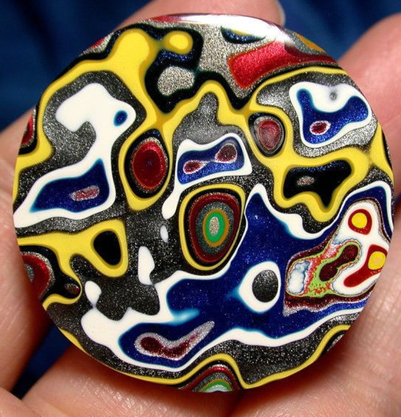 Amazing under your feet, or What is the "Detroit agate"