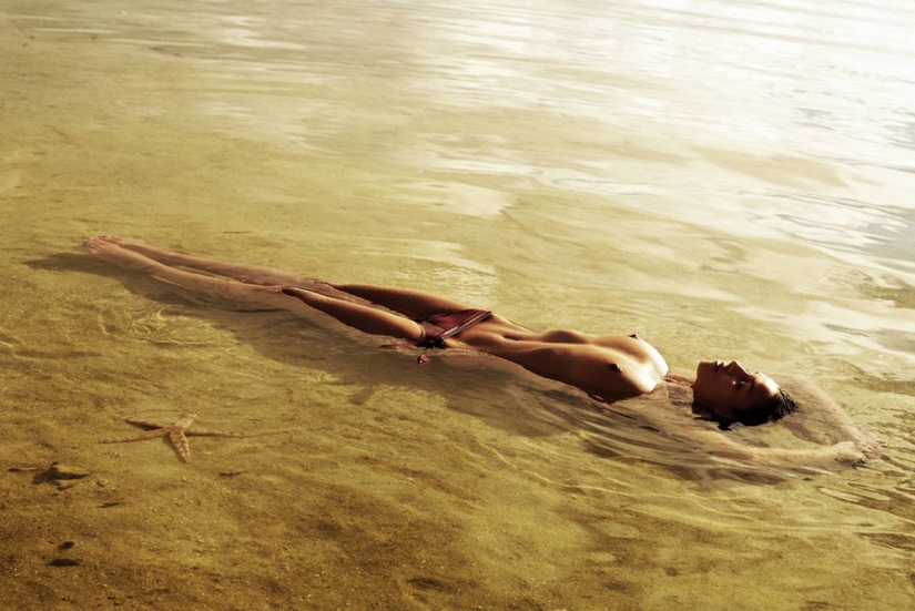 Andrea Varani is a master of the lens who combines travel and fashion photography