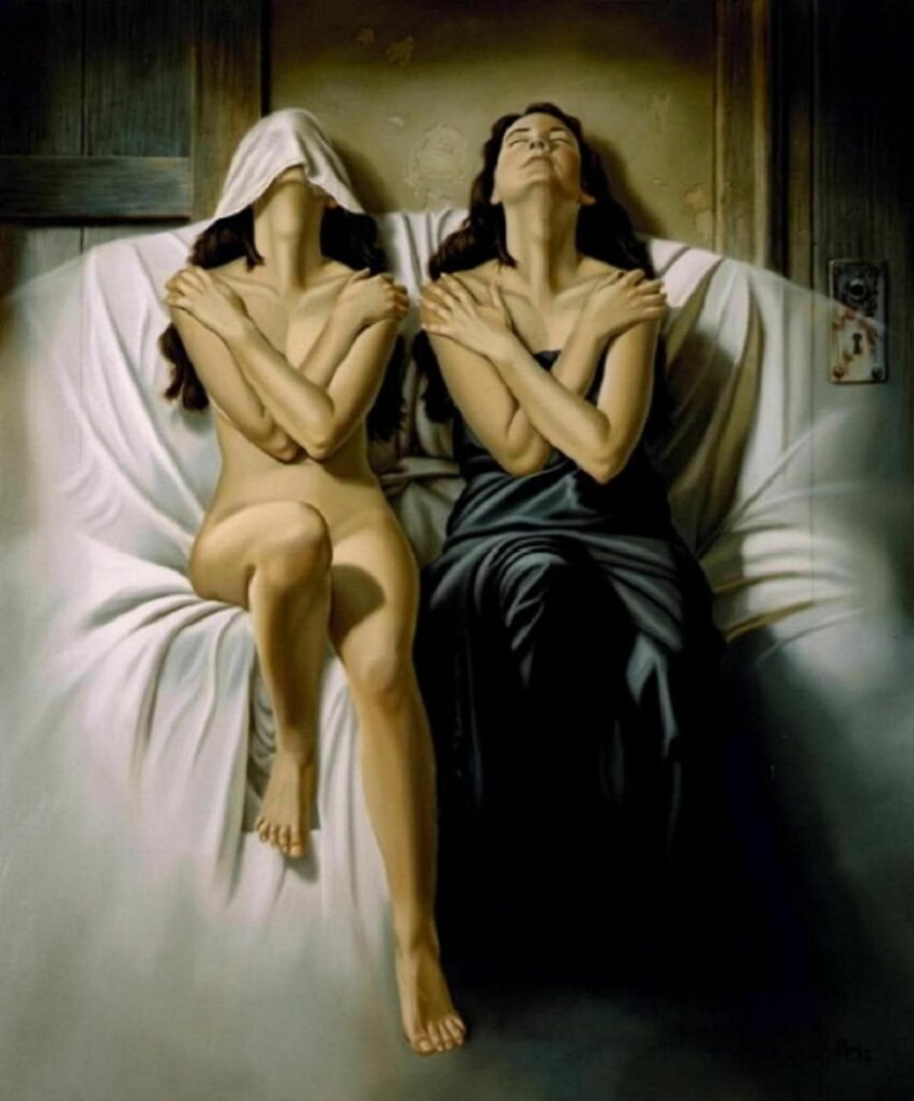 Angelic and earthly in the paintings of the surrealist artist Juan Medina Angelic and earthly in the paintings of the surrealist artist Juan Medina