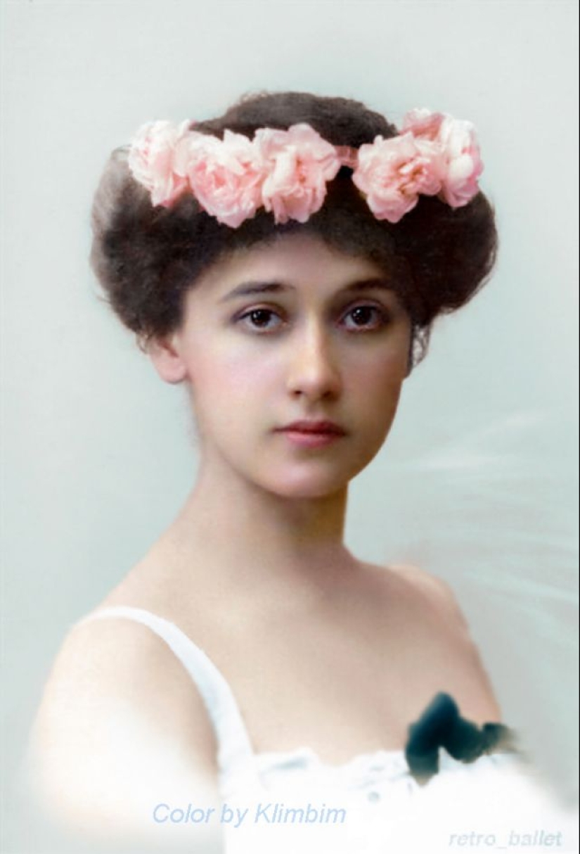 Anna Pavlova y otras bellezas de la Rusia zarista en fotos de archivo coloreadas Anna Pavlova y otras bellezas de la Rusia zarista en fotos de archivo coloreadas