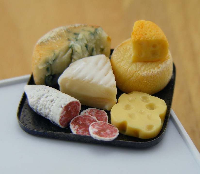 Appetizing miniatures from an Israeli master