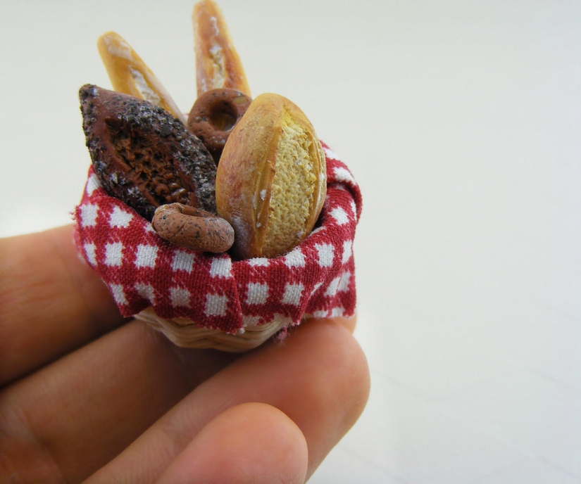 Appetizing miniatures from an Israeli master