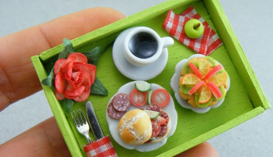 Appetizing miniatures from an Israeli master