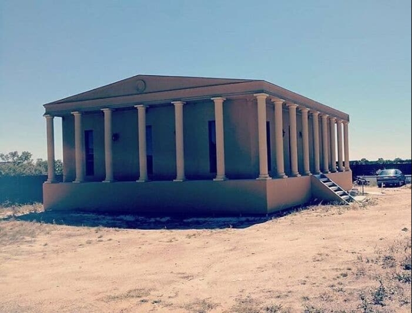 Architecture of the Antipodes: 30 of the most unusual and ridiculous houses in Australia Architecture of the Antipodes: 30 of the most unusual and ridiculous houses in Australia