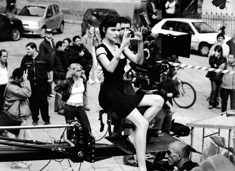 Autorretratos de Ri Rasmussen-sexy, intelectual, libre Autorretratos de Ri Rasmussen-sexy, intelectual, libre