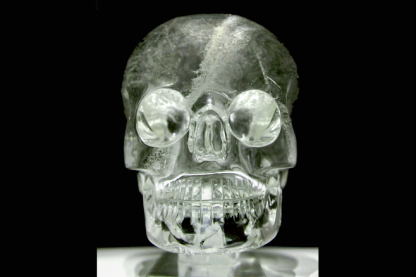 Aztec crystal skulls: how exposed one of the largest frauds in archaeology Aztec crystal skulls: how exposed one of the largest frauds in archaeology