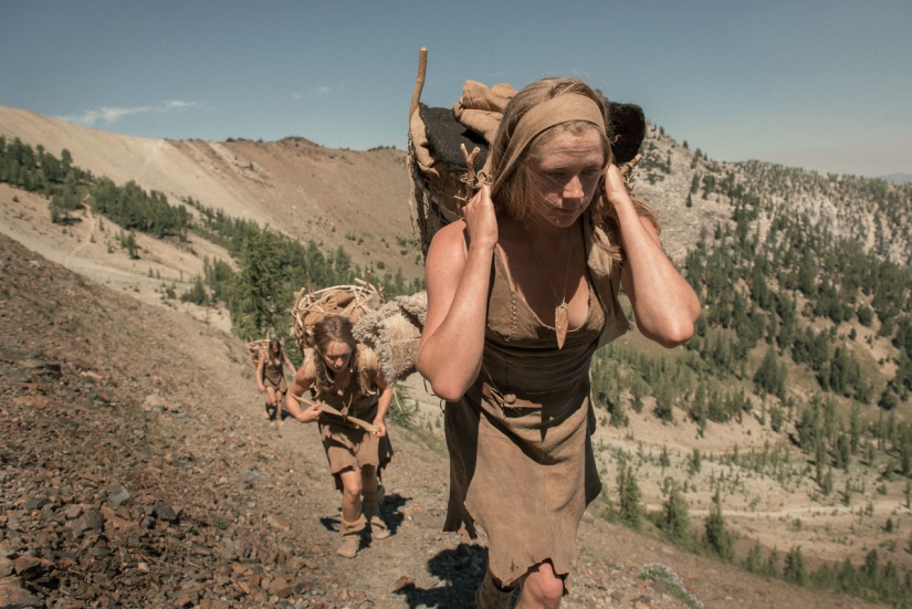 Back in the Paleolithic: hunter-gatherers of the 21st century in the project "Living wild" Back in the Paleolithic: hunter-gatherers of the 21st century in the project "Living wild"