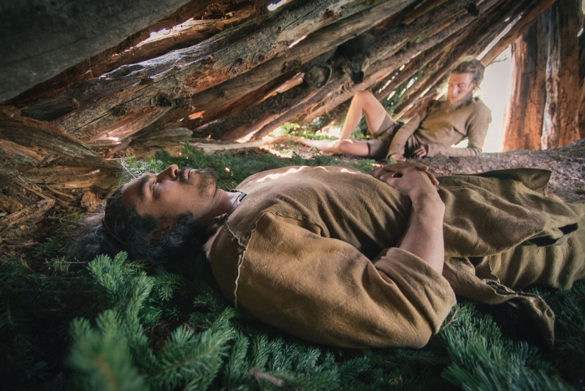 Back in the Paleolithic: hunter-gatherers of the 21st century in the project "Living wild" Back in the Paleolithic: hunter-gatherers of the 21st century in the project "Living wild"