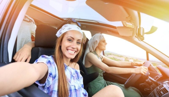 Bandana: the story of an accessory that became popular again thanks to the pandemic