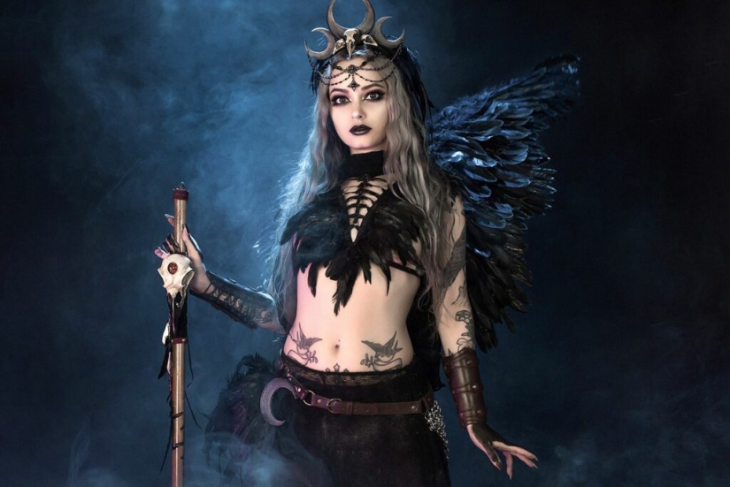 Beautiful Genevieve is a cosplay star who creates her own reality Beautiful Genevieve is a cosplay star who creates her own reality