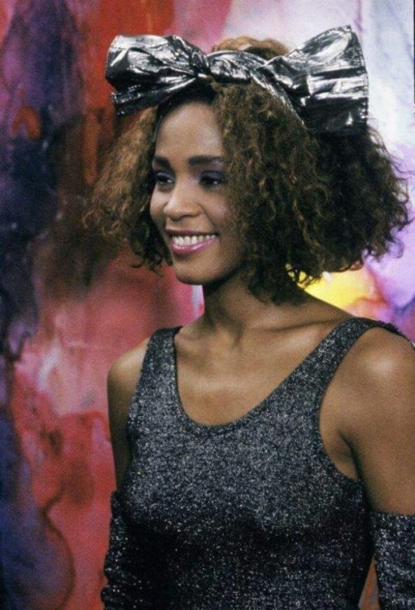 Beauty with a magical voice: rare photos of a young Whitney Houston from the 1980s years