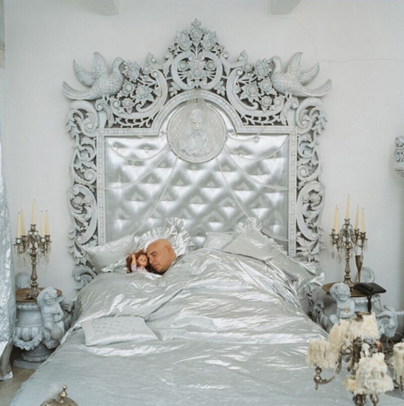 Beds of the inhabitants of France — an intimate photo project by Thierry Bouet Beds of the inhabitants of France — an intimate photo project by Thierry Bouet