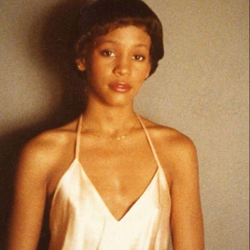 Belleza con una voz mágica: fotos raras de un joven Whitney Houston a partir de la década de 1980 años Belleza con una voz mágica: fotos raras de un joven Whitney Houston a partir de la década de 1980 años