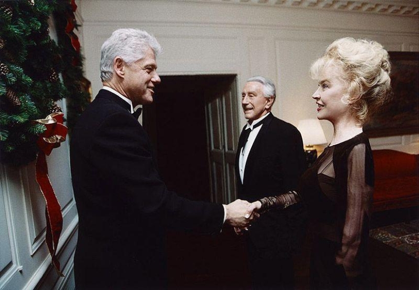 Betty Brosmer is the owner of the most gorgeous figure of the 50s Betty Brosmer is the owner of the most gorgeous figure of the 50s