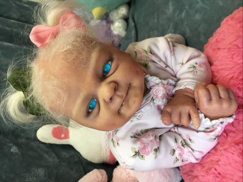 Bloodsuckers and spinogryz — non-child dolls from Bin Shanin