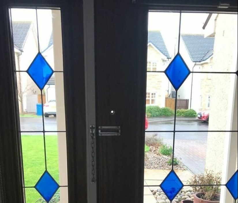 Both laughter and sin: 30 epic mistakes of would-be designers