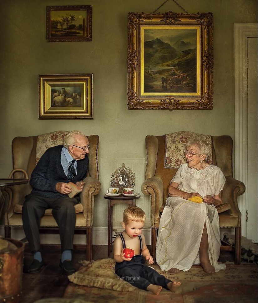 Both old and young: a touching photo project about the connection of the older generation with grandchildren