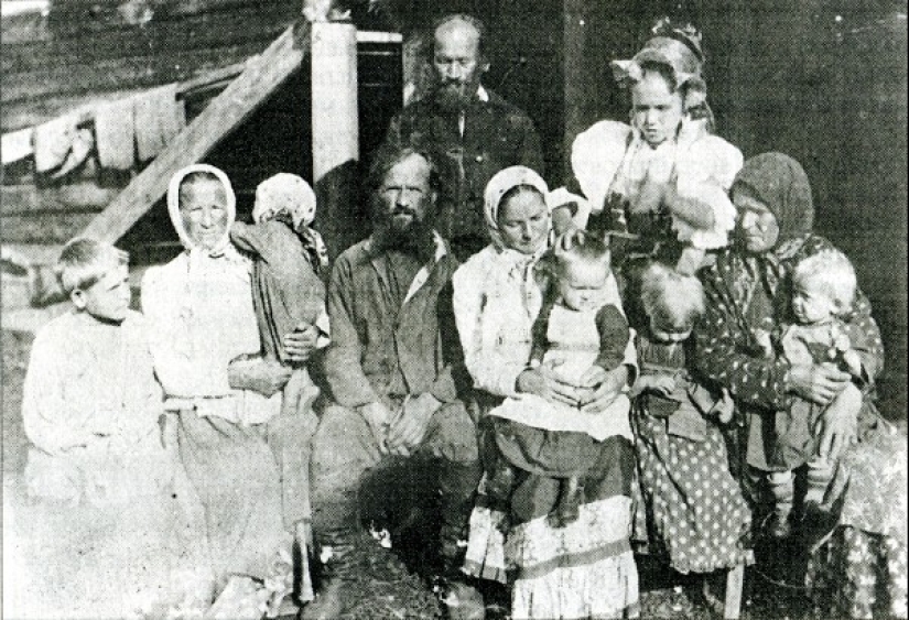 "Bread and water are our food": what and how they ate in Russian villages at the end of the XIX century
