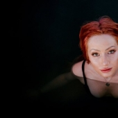 Brock Sanders: a photographer who celebrates the natural beauty of women