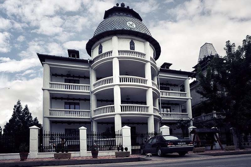 Buzescu is the capital of Gypsy millionaires Buzescu is the capital of Gypsy millionaires