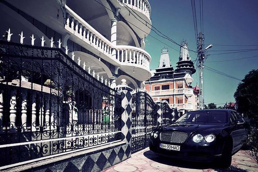 Buzescu is the capital of Gypsy millionaires Buzescu is the capital of Gypsy millionaires