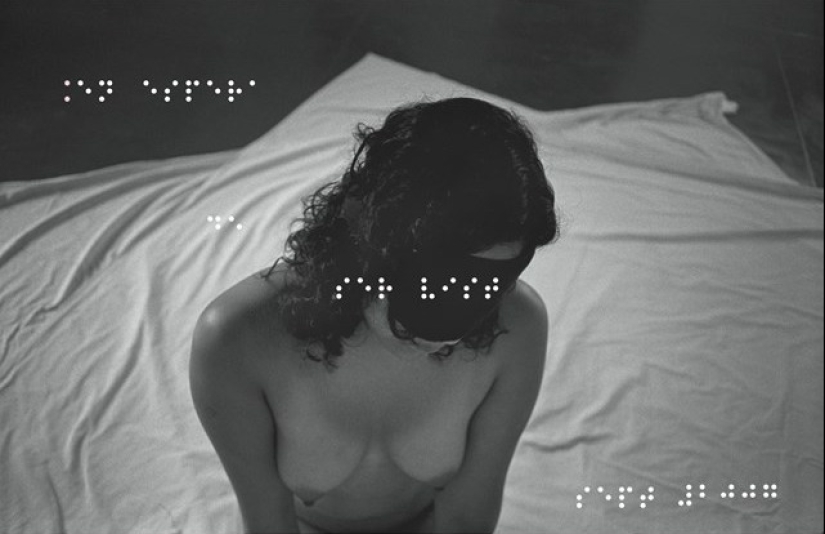 By touch: un desnudo inusual de un fotógrafo ciego By touch: un desnudo inusual de un fotógrafo ciego