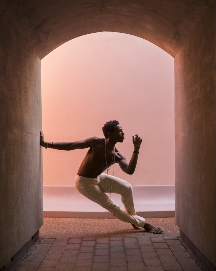 Cameras and Dancers project: gravity does not interfere with a good dancer Cameras and Dancers project: gravity does not interfere with a good dancer