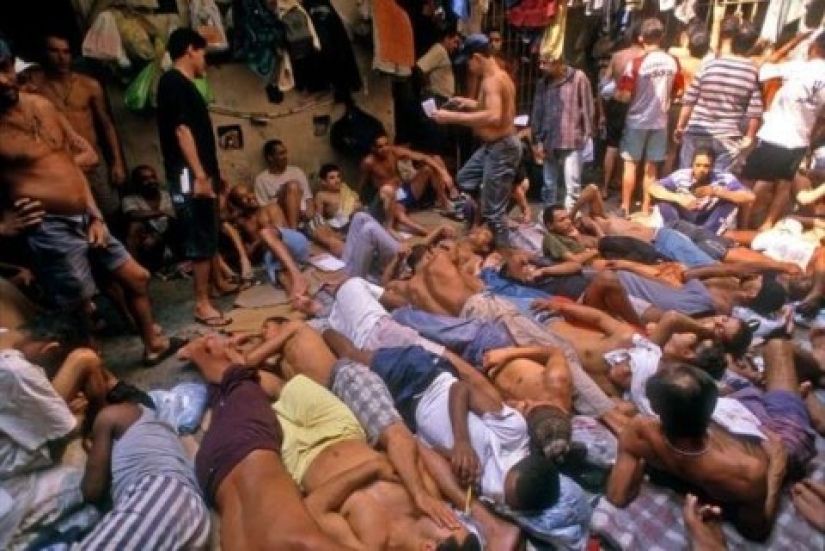 Caos, insalubres, asesinato, canibalismo: los 5 peores cárceles del planeta Caos, insalubres, asesinato, canibalismo: los 5 peores cárceles del planeta