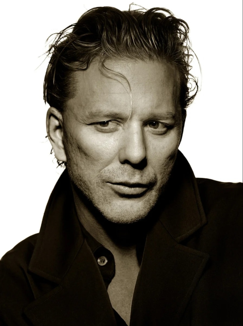 Celebridades en el objetivo de Albert Watson: retratos que inspiran