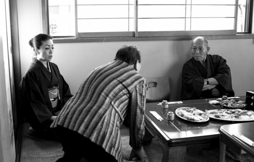 Chloe Jaffe and her intimate photos of yakuza women