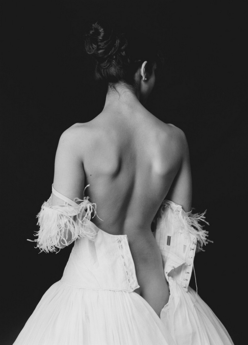 Classic Nude from the photographer Rutger ten Broek Classic Nude from the photographer Rutger ten Broek