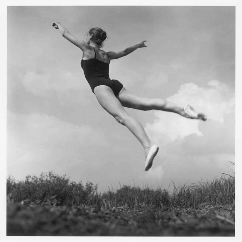 Classic Nude from the photographer Rutger ten Broek Classic Nude from the photographer Rutger ten Broek