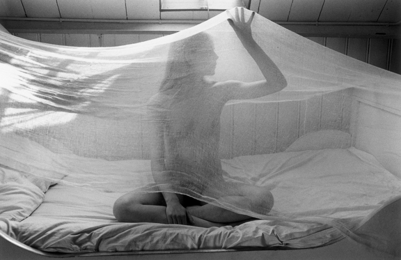 Classic Nude from the photographer Rutger ten Broek Classic Nude from the photographer Rutger ten Broek