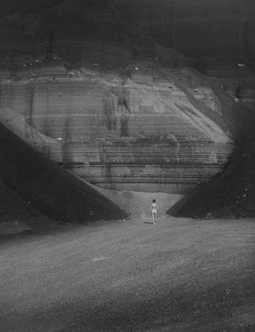 Classic Nude from the photographer Rutger ten Broek Classic Nude from the photographer Rutger ten Broek