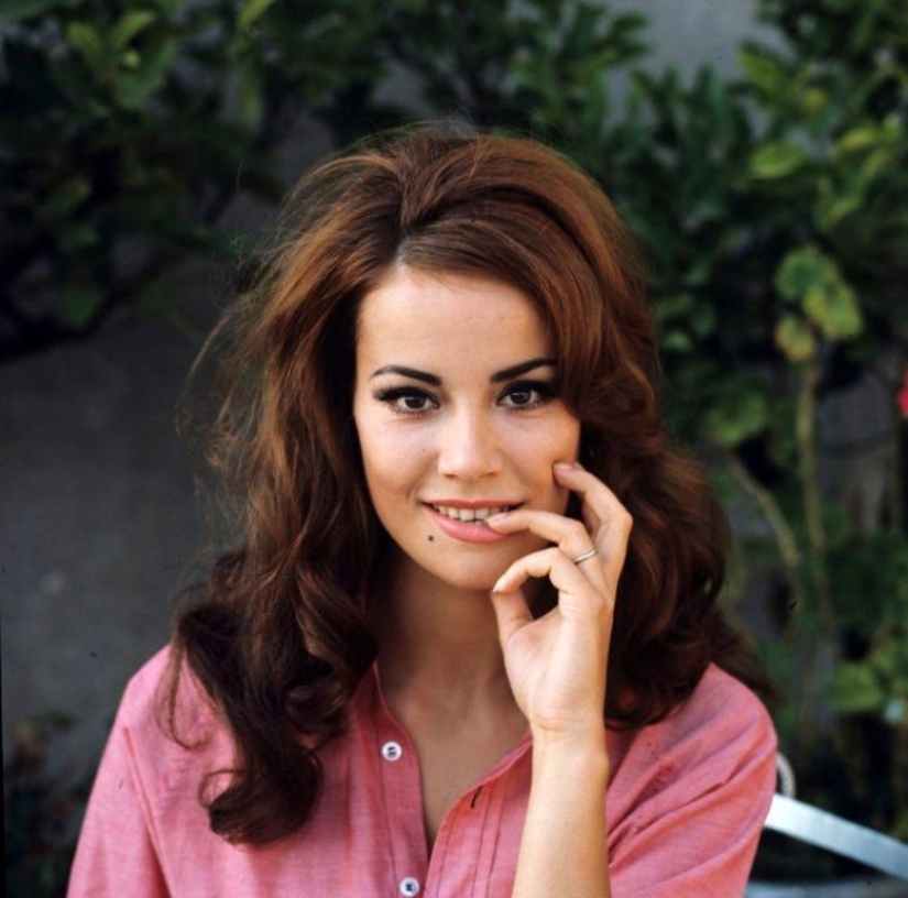 Claudine Auger: "Miss France" and one of the best James Bond girls