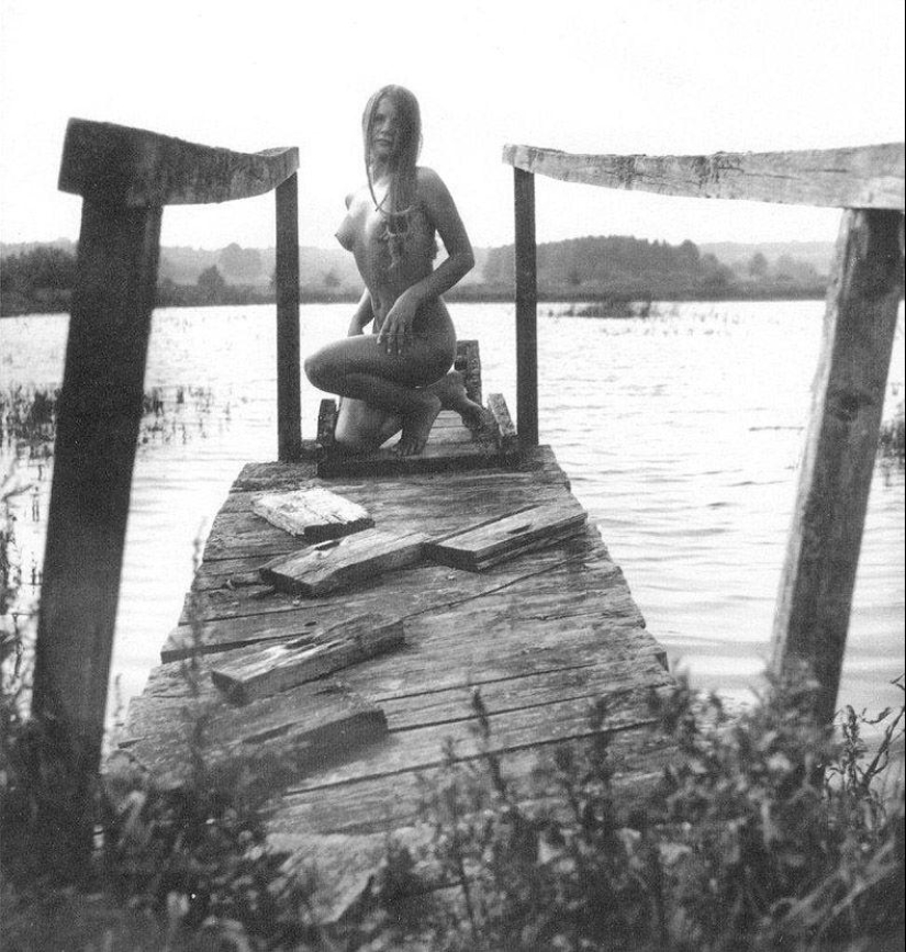 Clásicos del erotismo soviético por el fotógrafo lituano Rimantas Dihavicius Clásicos del erotismo soviético por el fotógrafo lituano Rimantas Dihavicius